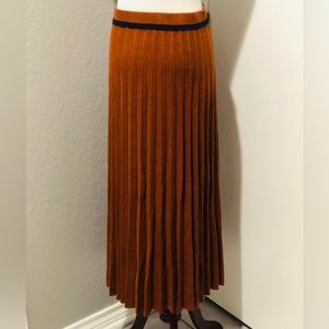 Long Fall skirt from Lush